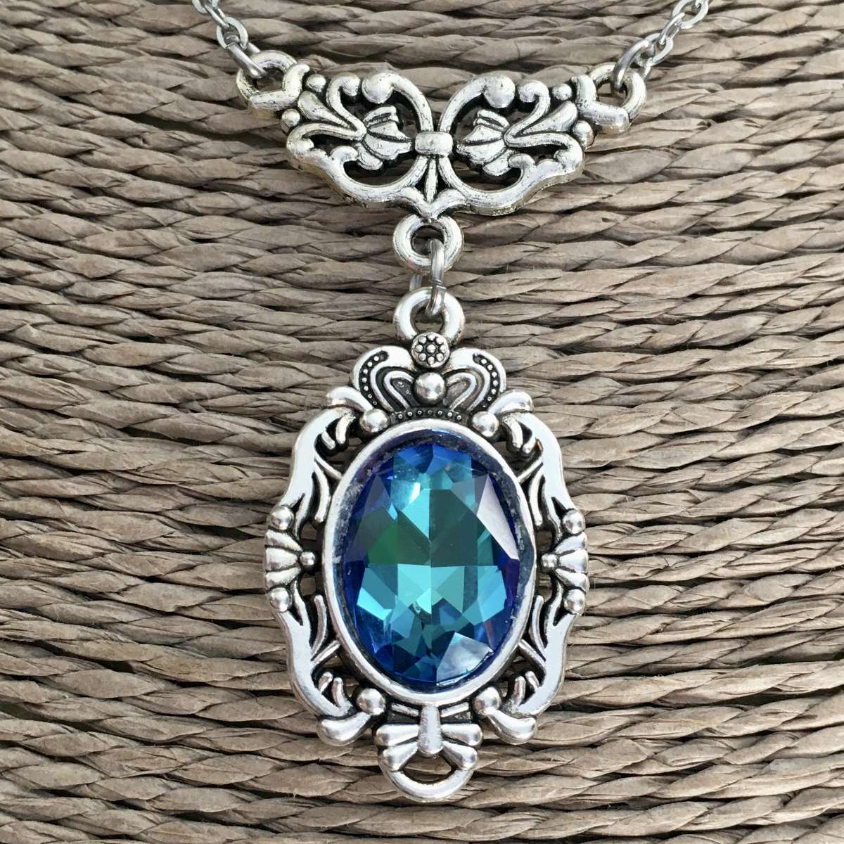 "Minmay" crystal bermuda blue