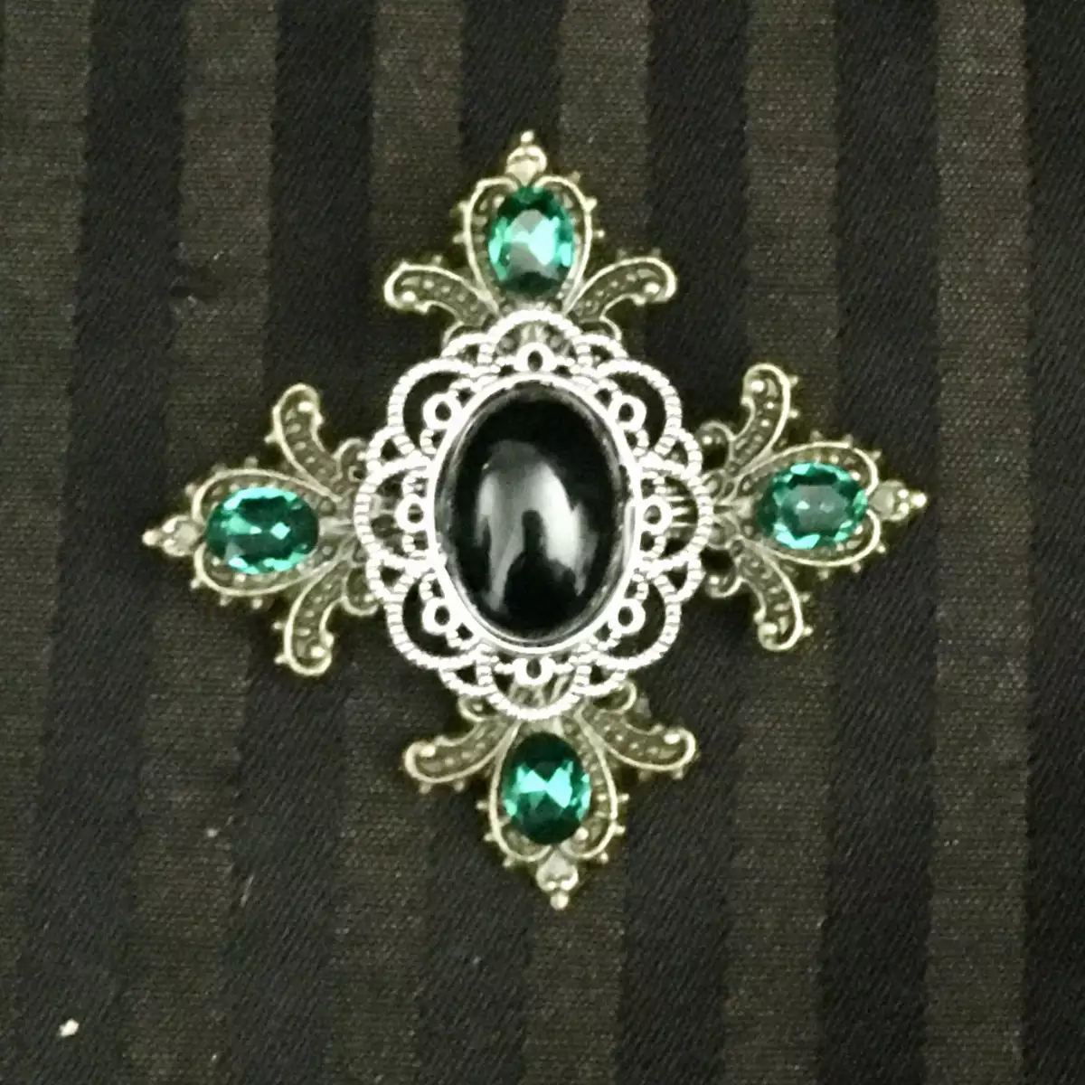 "Majesty" emerald