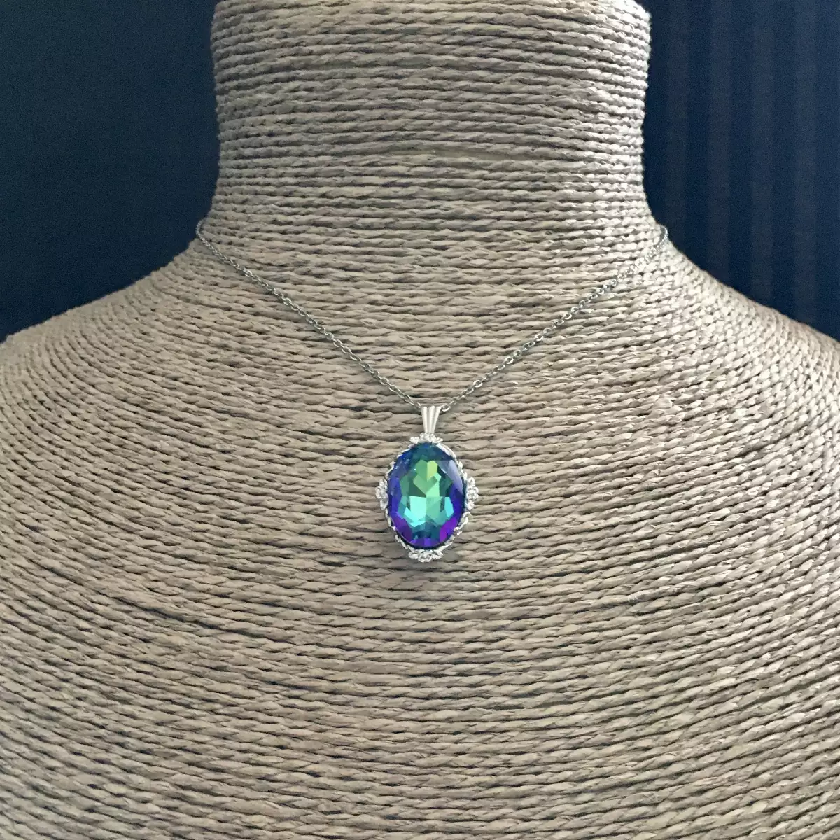 "Tya" pendentif baroque
