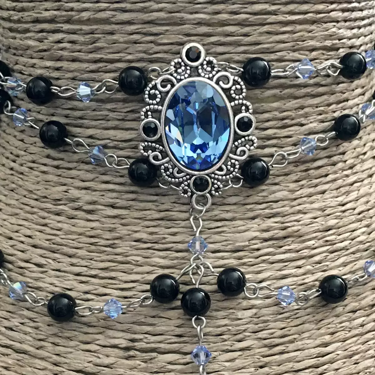 "Enola" ras de cou d'inspiration victorienne