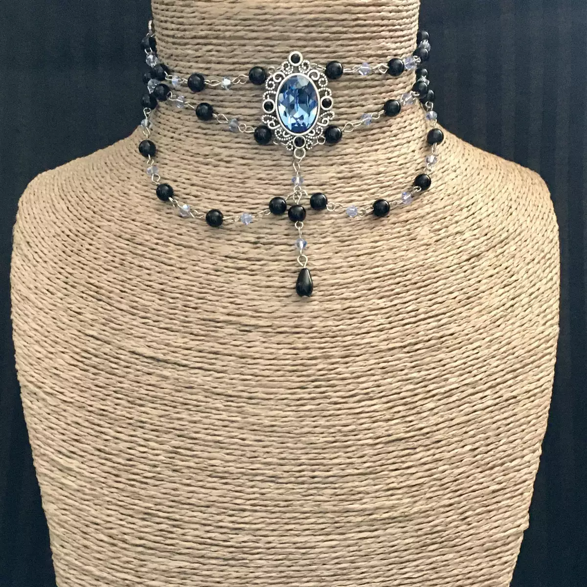 "Enola" ras de cou d'inspiration victorienne