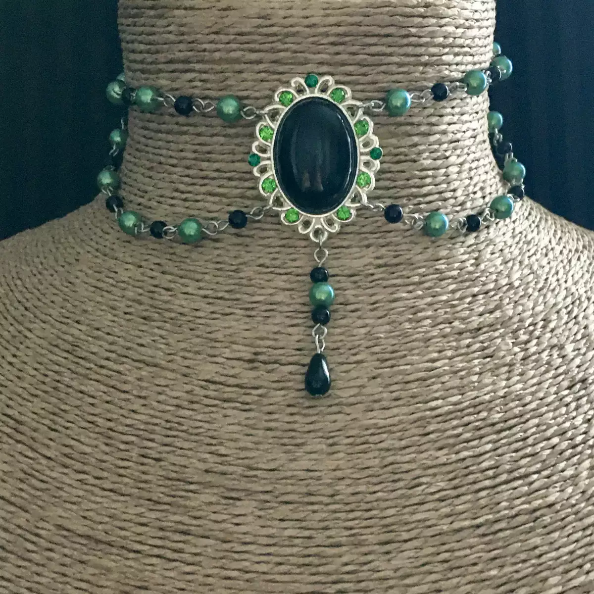 "Val" d'inspiration victorienne