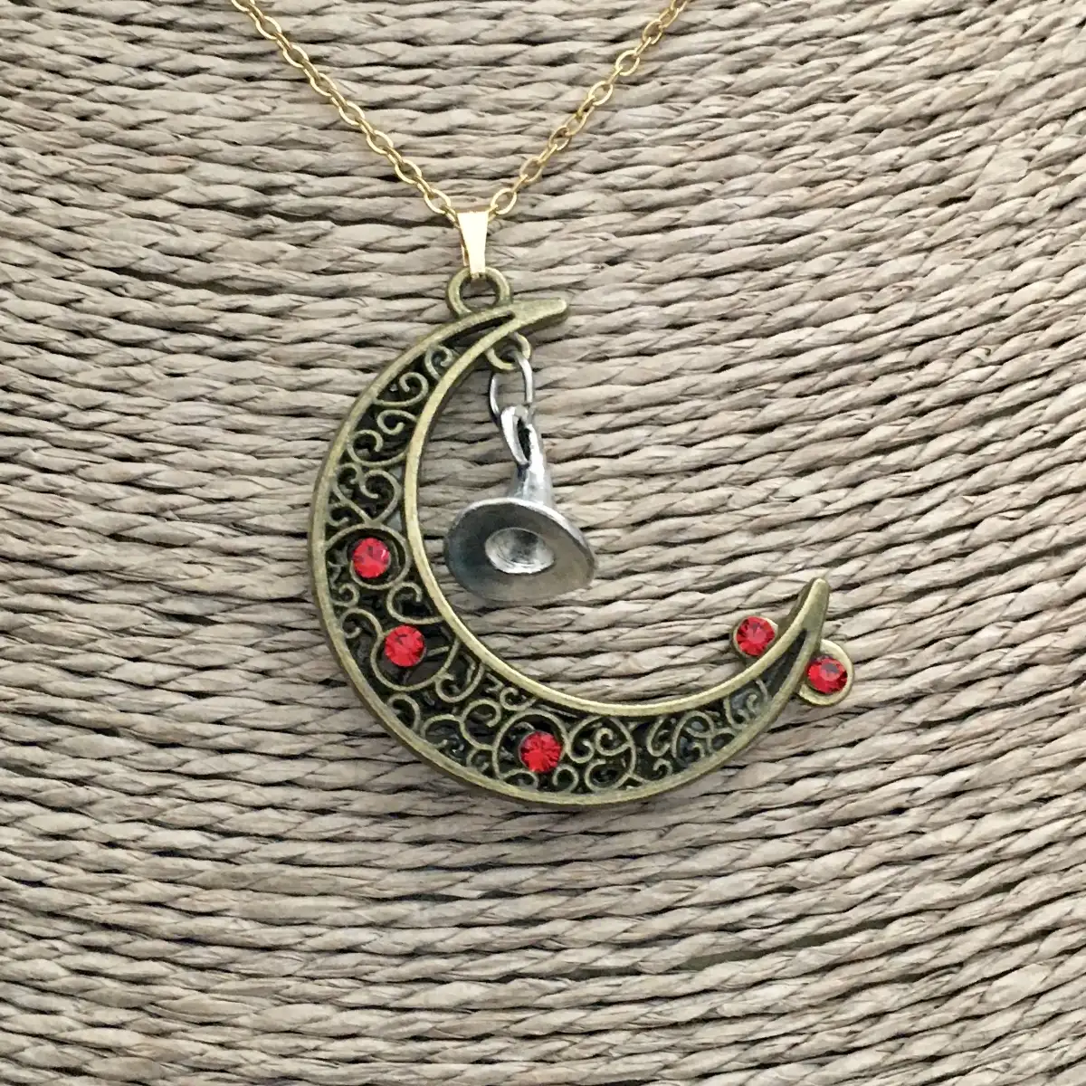 "LunaWitch" brass siam