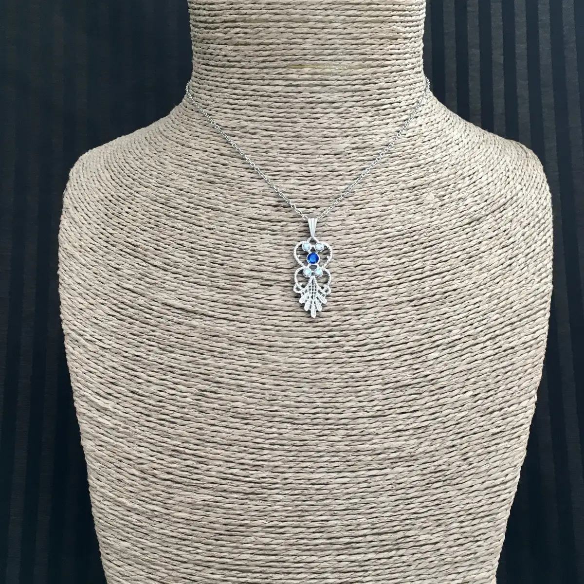 "Skyna" capri blue