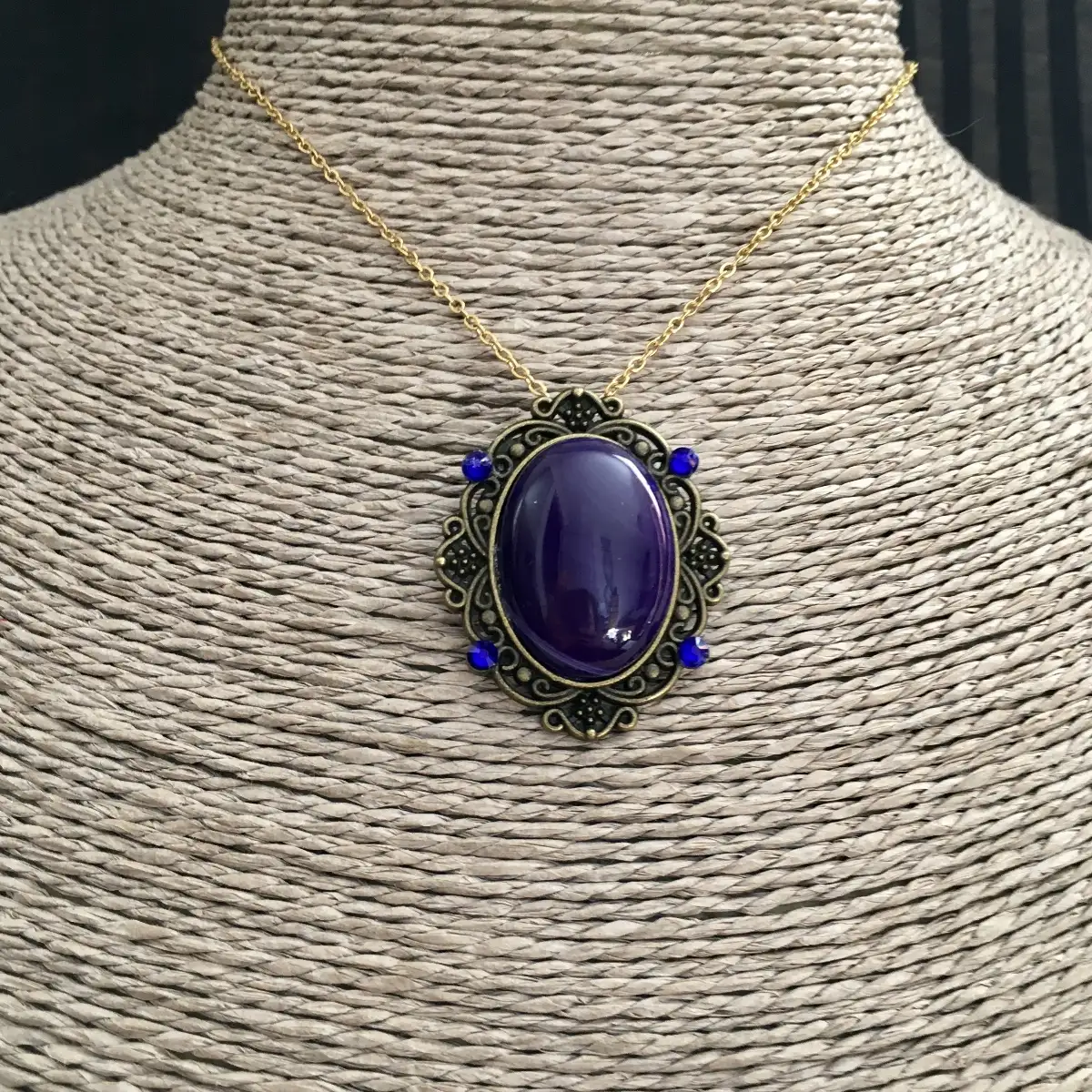 "Kanah" pendentif d'inspiration baroque