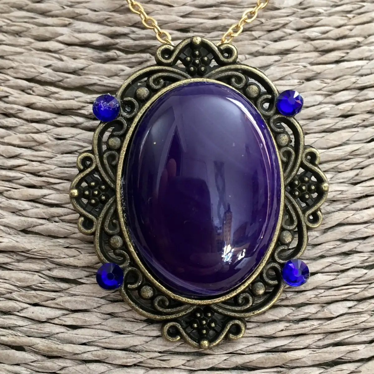 "Kanah" pendentif d'inspiration baroque
