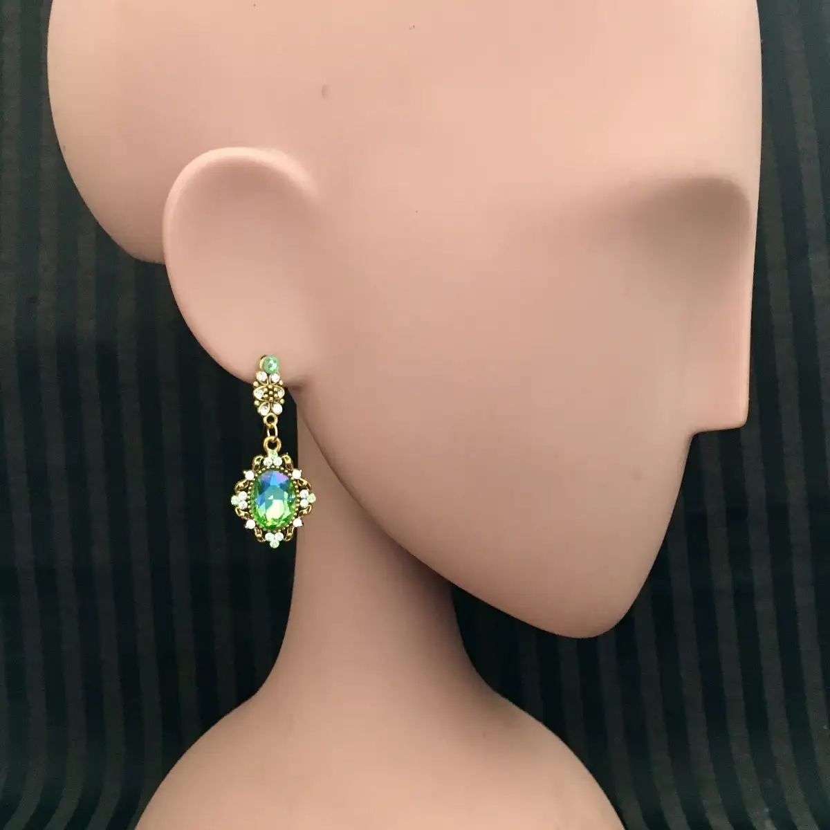 "Rida" peridot moonlight