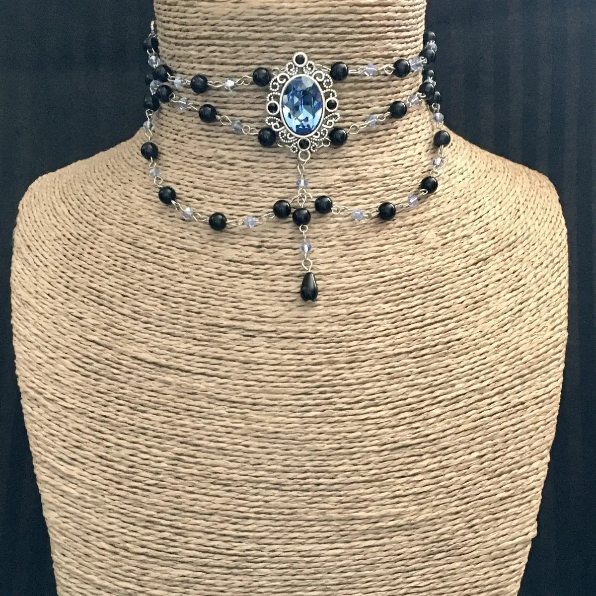 "Enola" ras de cou d'inspiration victorienne