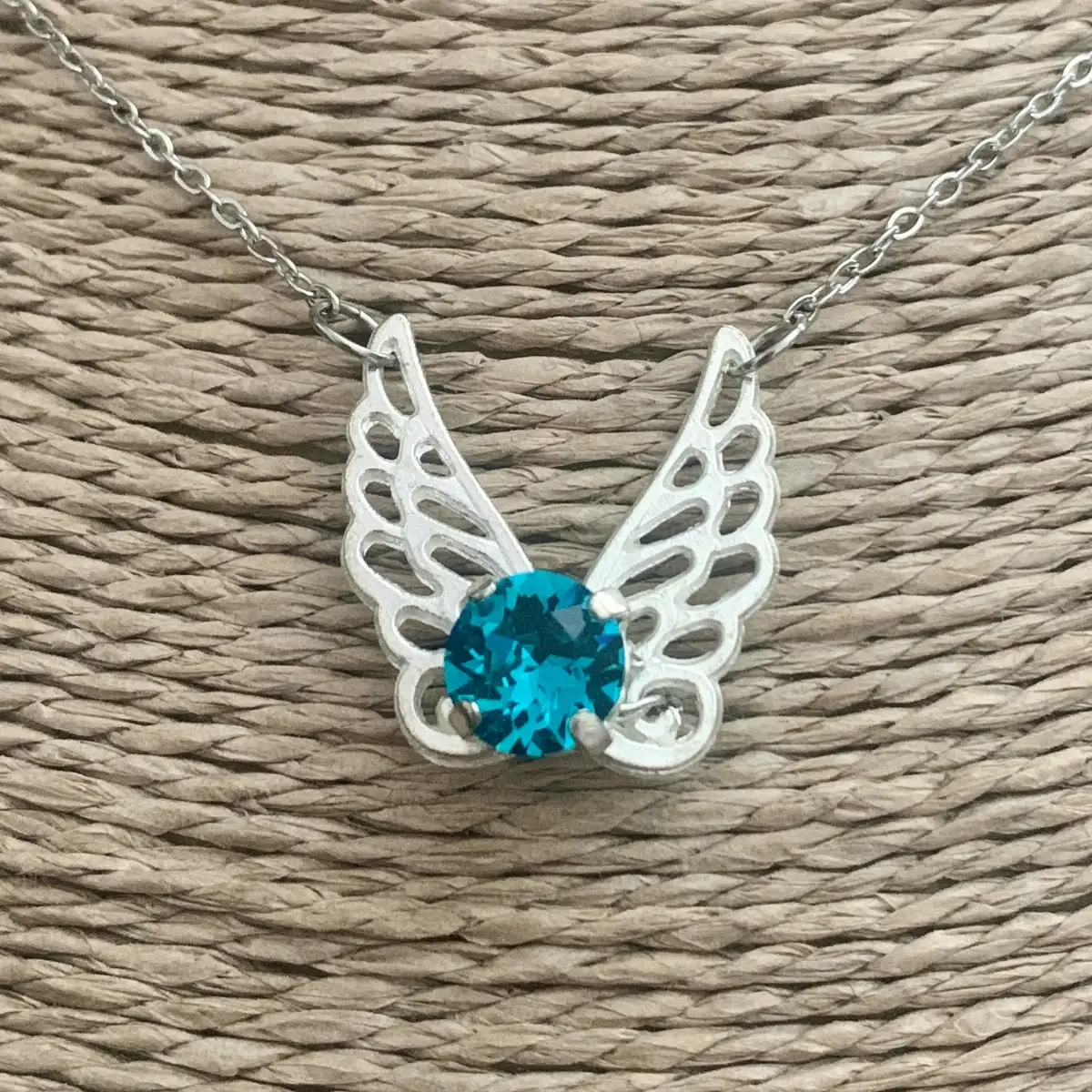 "Wings" d'inspiration baroque