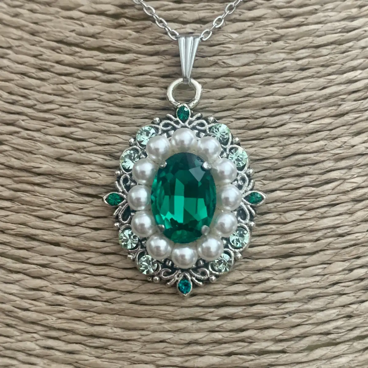 "Calista" d'inspiration victorienne