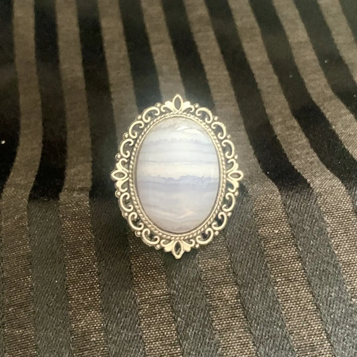 "Kerry" agate blue lace