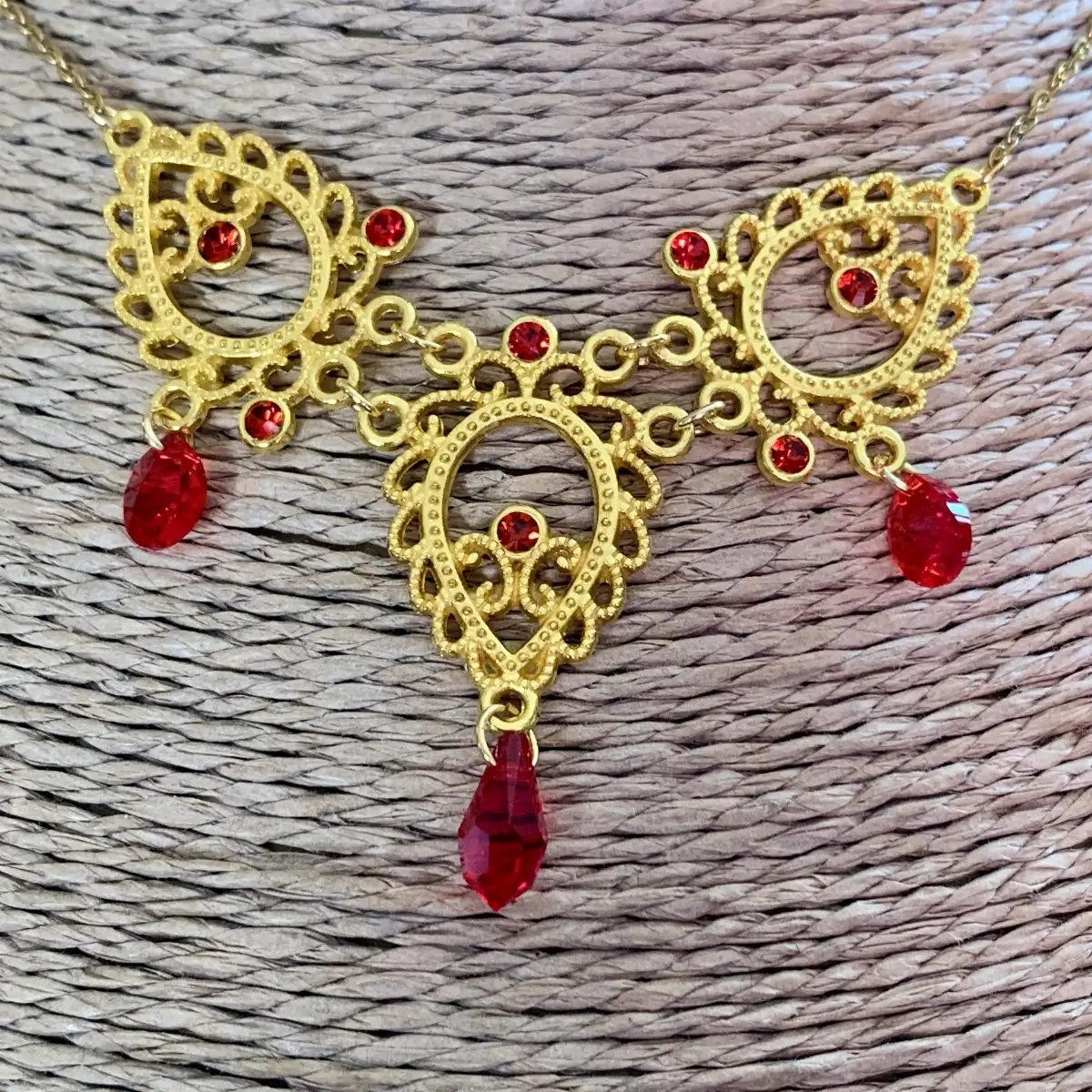 "Lliana" d'inspiration victorienne