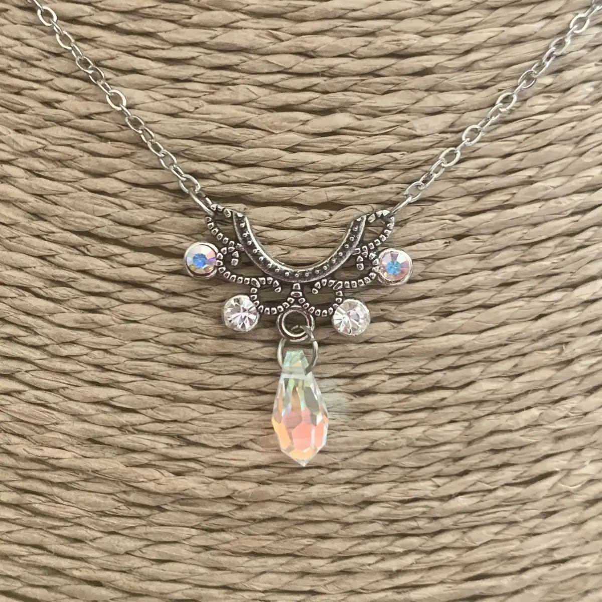 "Meadow" d'inspiration victorienne