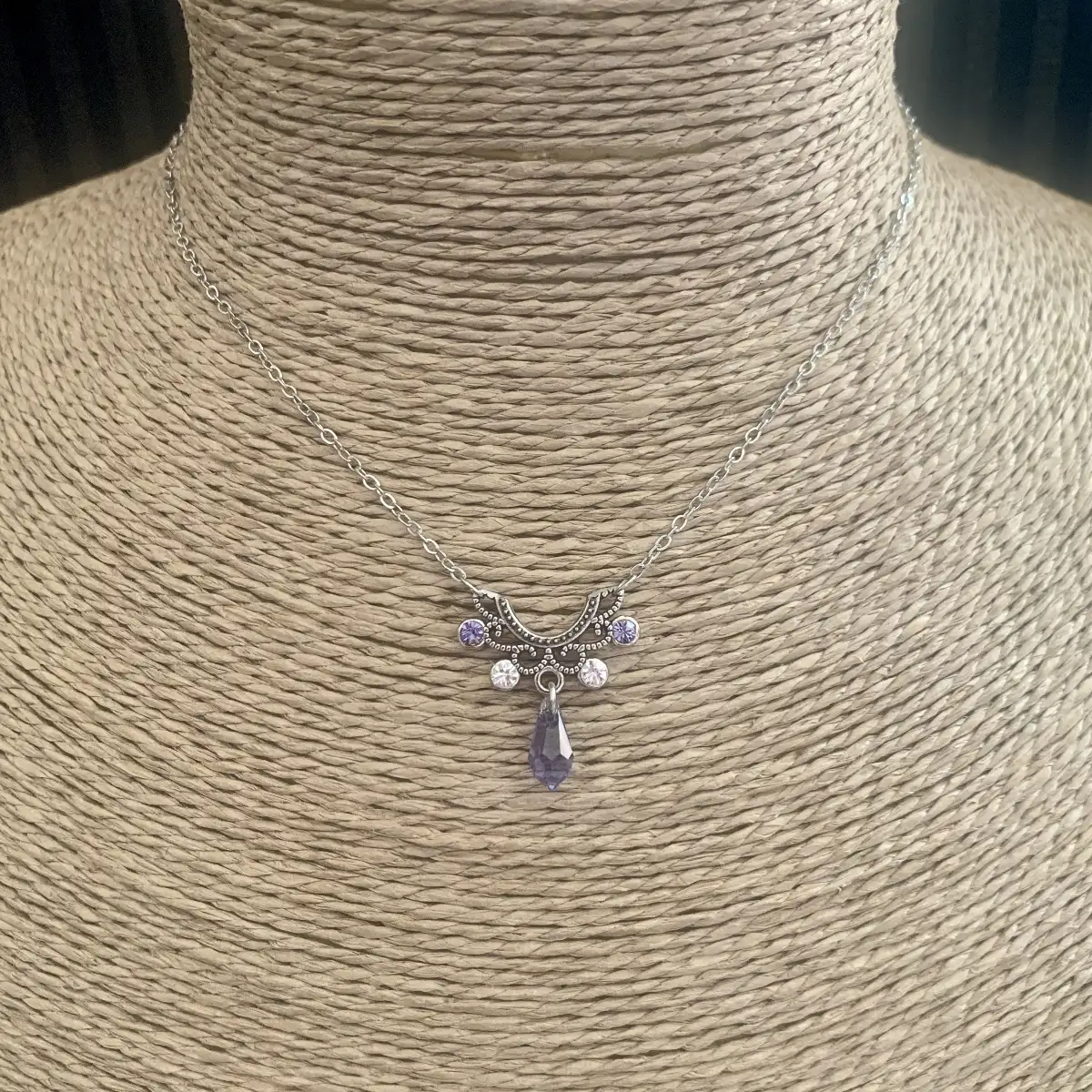 "Meadow" d'inspiration victorienne