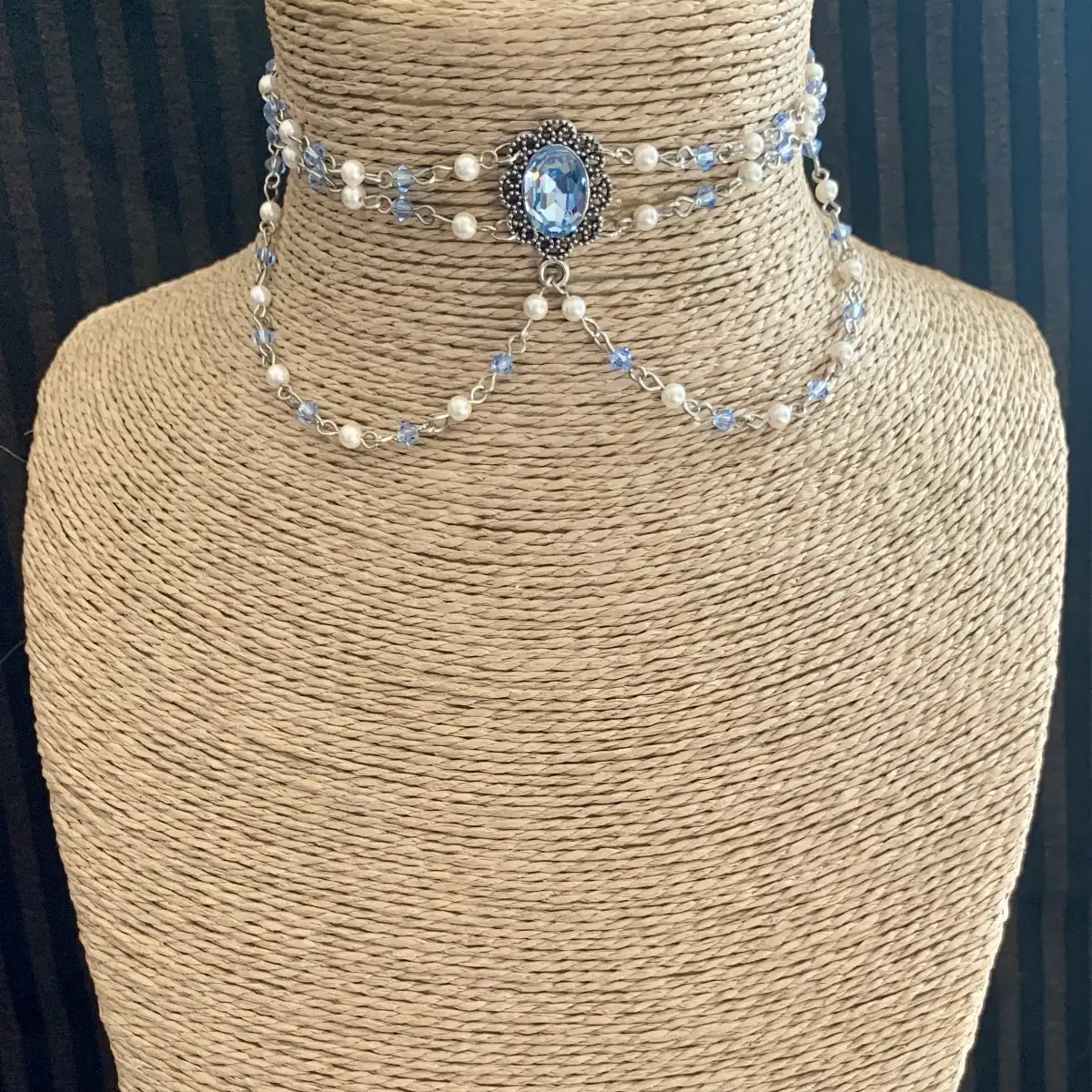 "Moéry" d'inspiration victorienne