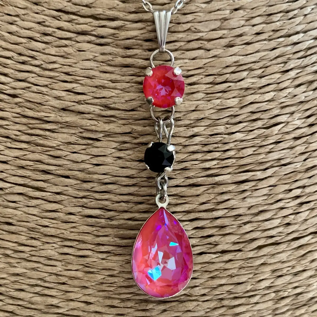 "Mariana" royal red delite/jet