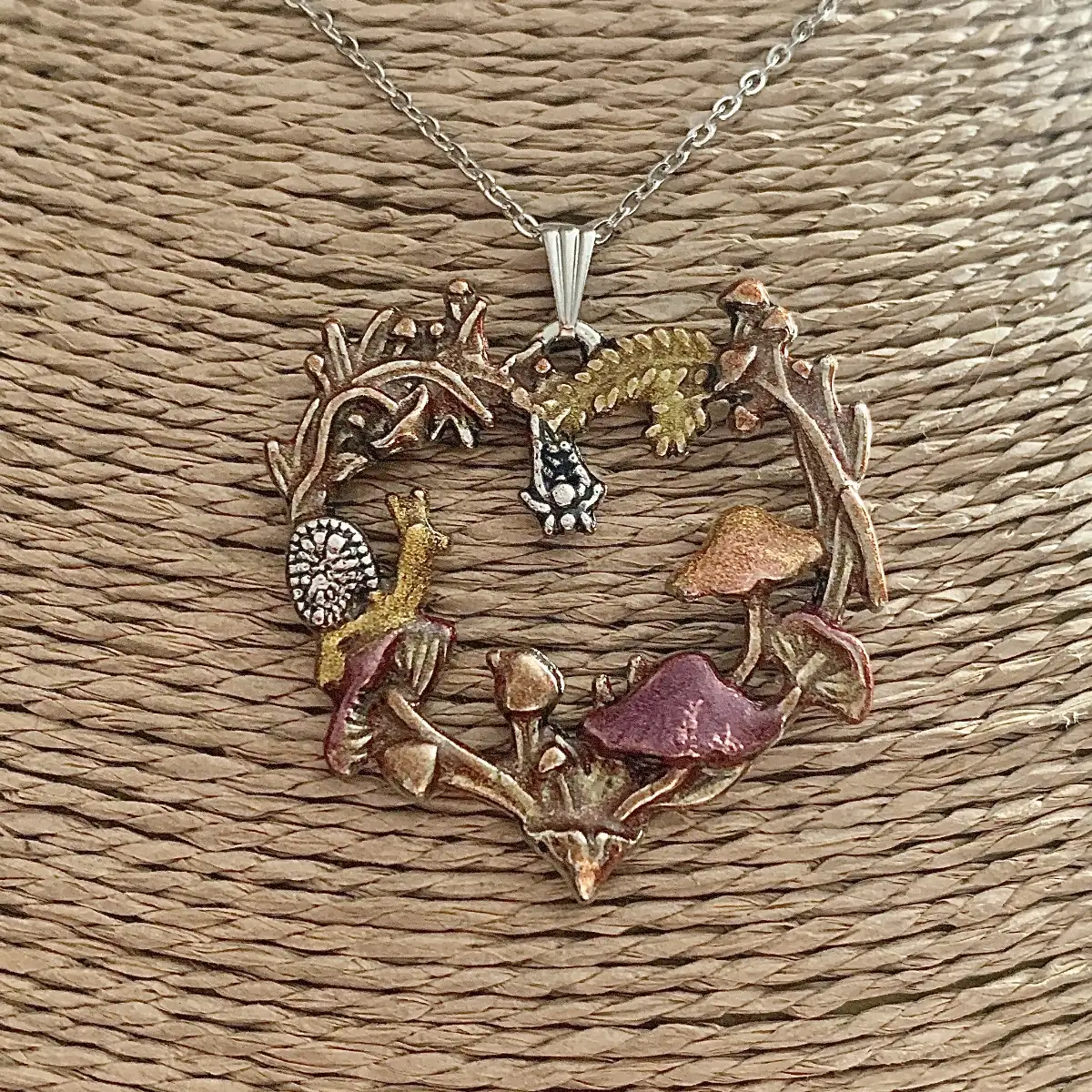 "Théia" pendentif d'inspiration baroque