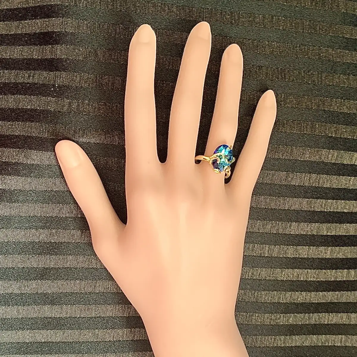 "Teefa" crystal bermuda blue