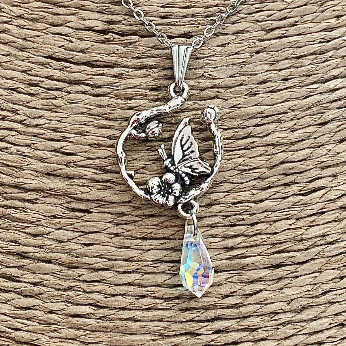 "Saory" pendentif d'inspiration Art Nouveau