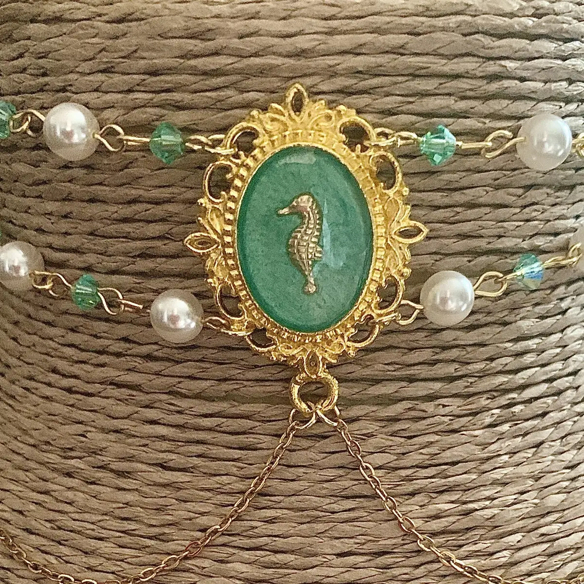 "Théthys" chocker d'inspiration victorienne